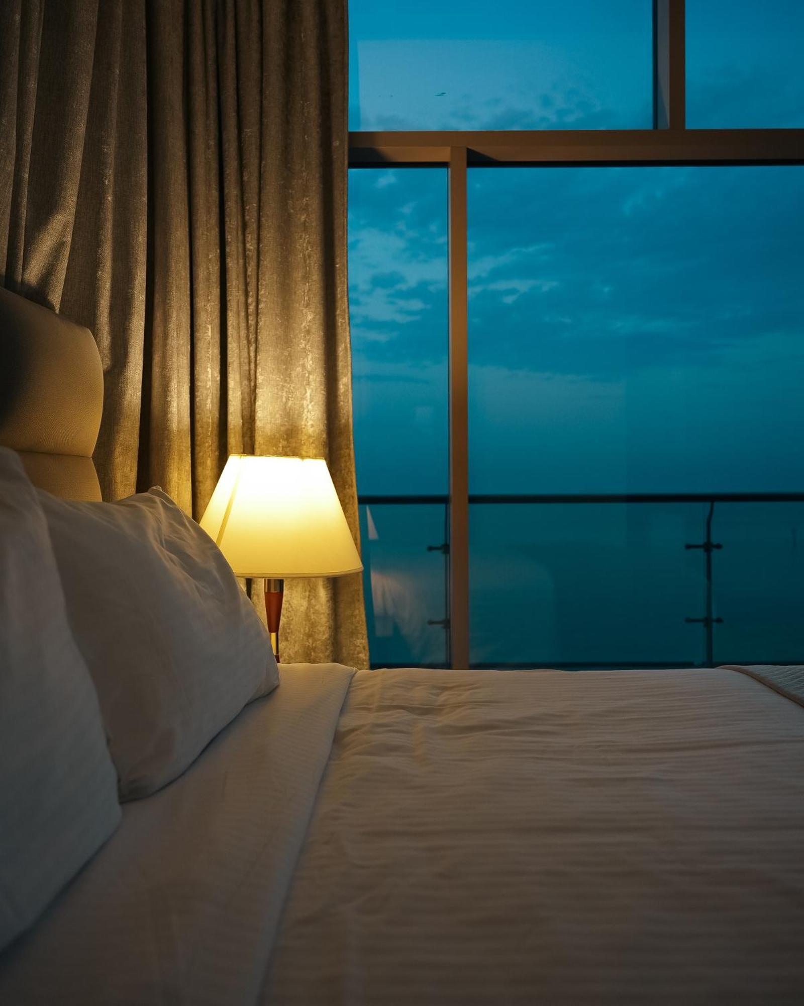 Al Kout Beach Hotel Кувейт Экстерьер фото