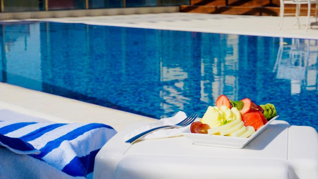Al Kout Beach Hotel Кувейт Экстерьер фото